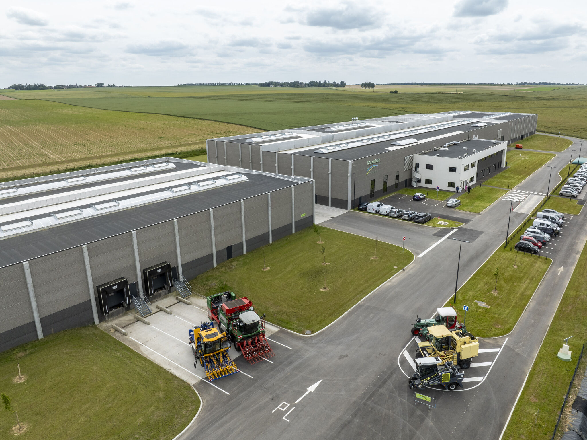 Le groupe Depestele inaugure sa nouvelle usine de teillage du lin dans l'Eure